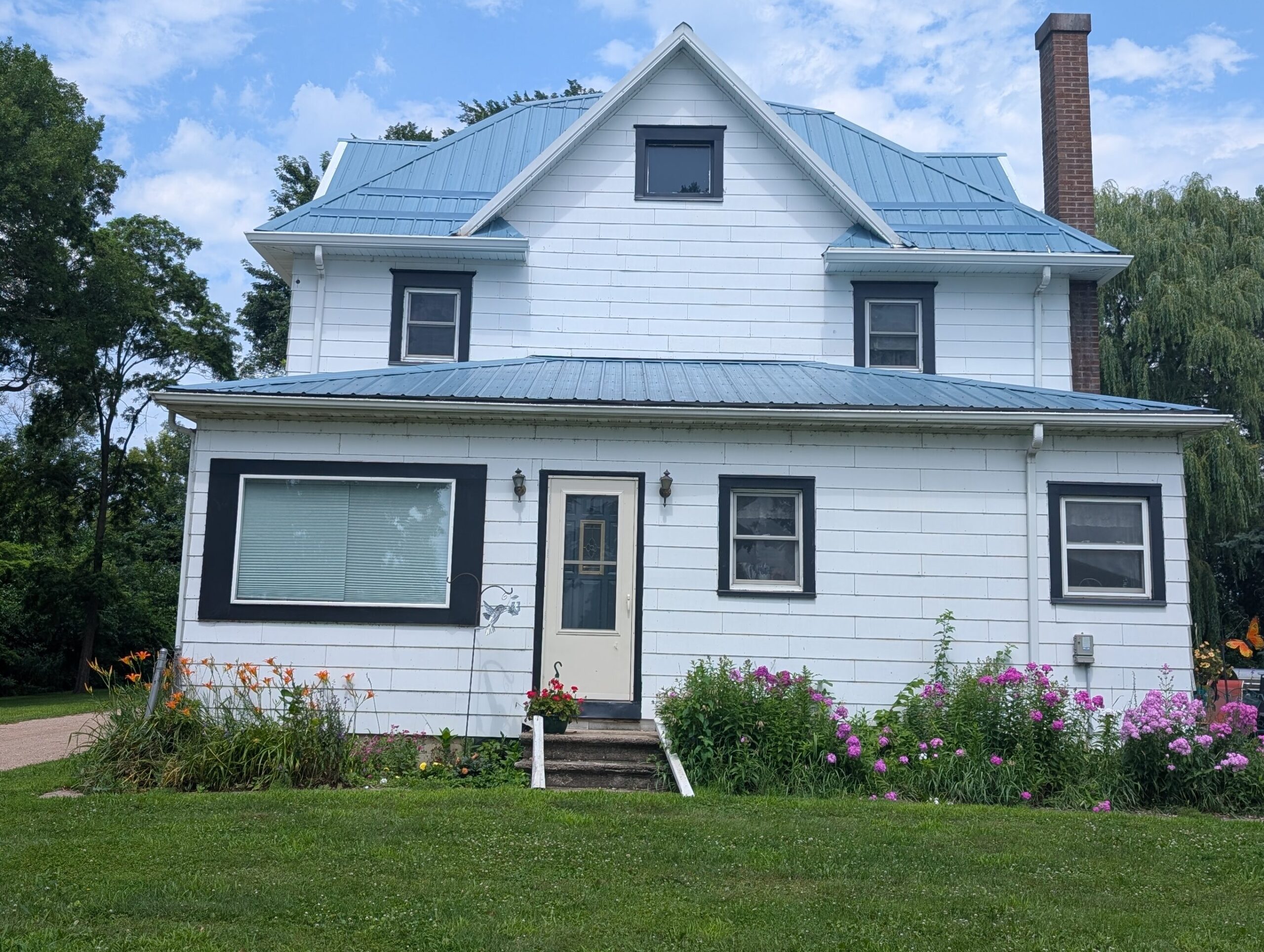 New gutters Downspouts and Window wraps in Sleepy Eye