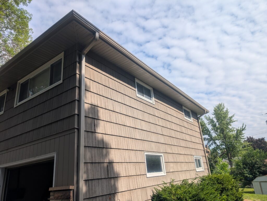 New gutters, fascia, soffit, and Leafree gutter guards installed on Terrace Drive in Mankato